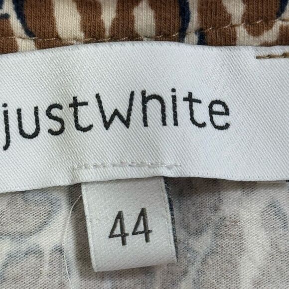 JUST WHITE JERSEY STRETCH BLOUSE. - Picture 7 of 10